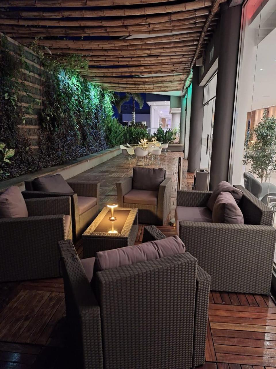 Rosa Bela Hotel & Convention Center Puerto Ordaz Bagian luar foto